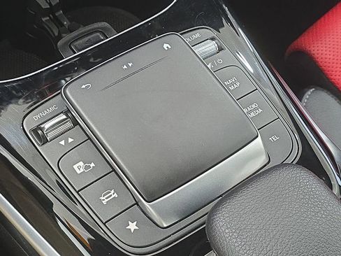 Used 2022 Mercedes-Benz CLA 35 AMG 4MATIC image 23