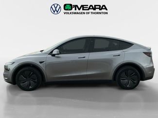 Used 2026 Tesla Model Y 2WD video 2