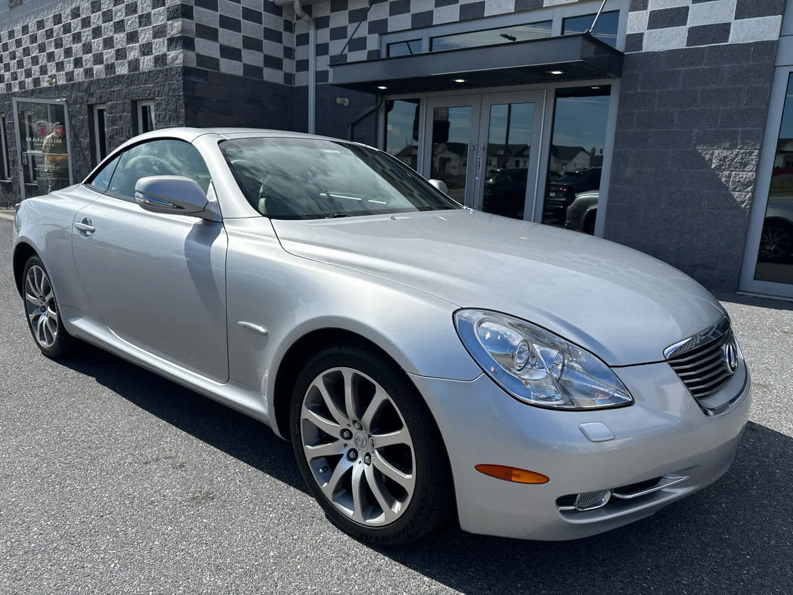 Used 2009 Lexus SC 430 Convertible RWD image 1