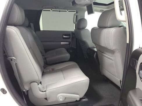 Certified 2019 Toyota Sequoia Limited AWD/4WD image 17