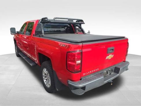 Used 2018 Chevrolet Silverado 1500 LT w/ Max Trailering Package AWD/4WD image 3
