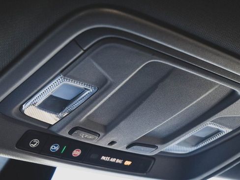 Used 2021 Chevrolet Silverado 1500 LT w/ Z71 Off-Road Package image 15