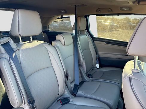Used 2021 Honda Odyssey Elite image 30