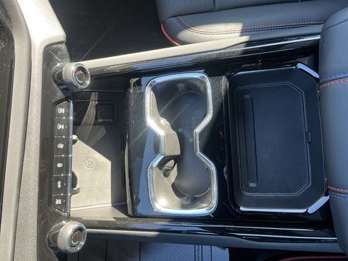 Used 2025 Chevrolet Silverado EV RST image 36