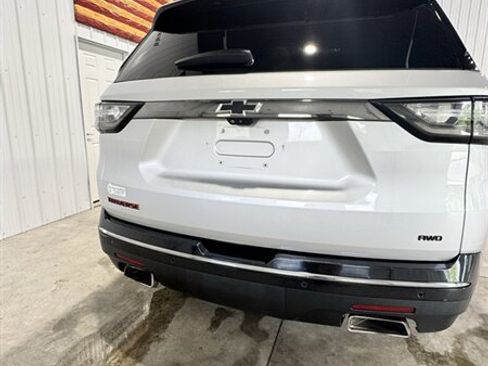 Used 2020 Chevrolet Traverse Premier w/ Redline Edition AWD/4WD image 5