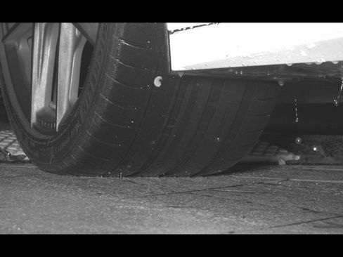 Used 2021 Chevrolet Corvette Stingray Premium Conv w/ Z51 Performance Package image 13