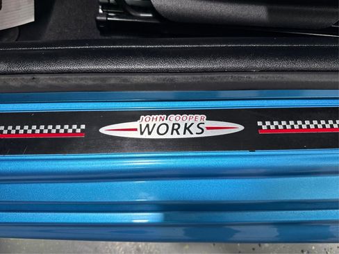 Used 2015 MINI Cooper S image 19