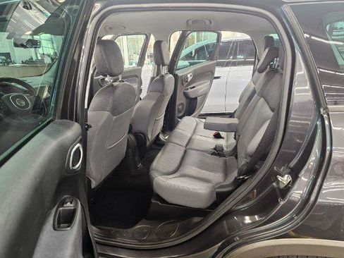 Used 2017 FIAT 500L Trekking FWD image 27