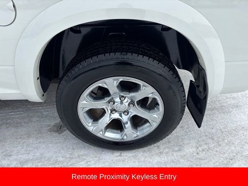 Used 2018 RAM 1500 Laramie w/ Convenience Group image 14