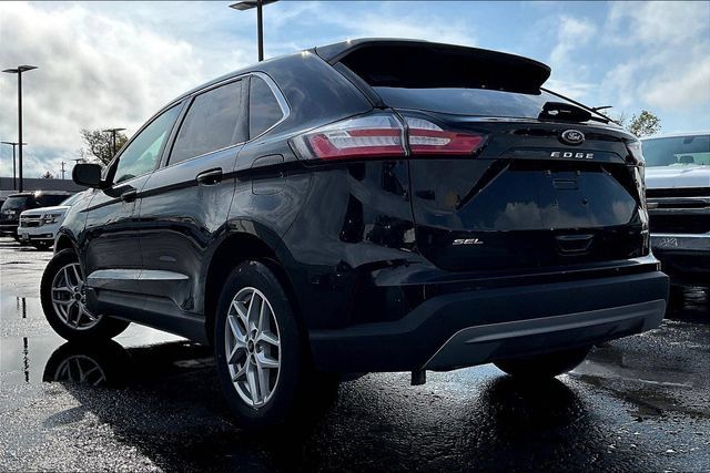 Used 2024 Ford Edge SEL w/ Convenience Package AWD/4WD image 3
