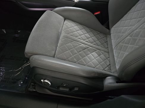 Used 2019 Audi S4 Premium Plus image 29