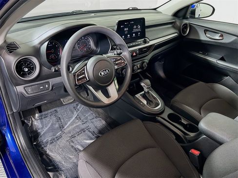 Used 2020 Kia Forte LXS image 10