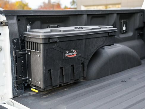Used 2023 Ford F150 Raptor w/ Equipment Group 802A Raptor R AWD/4WD image 30