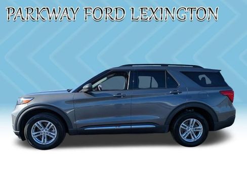 Used 2023 Ford Explorer XLT w/ Equipment Group 202A image 8