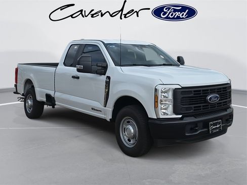 New 2026 Ford F350 XL w/ XL Driver Assist Package image 3
