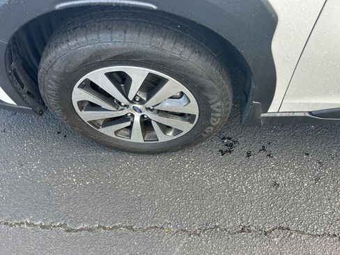 Certified 2023 Subaru Outback Premium AWD/4WD image 11