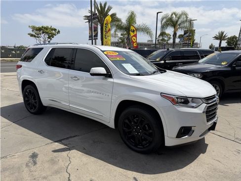 Used 2020 Chevrolet Traverse Premier FWD image 54