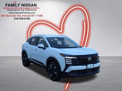 Certified 2025 Nissan Kicks SR