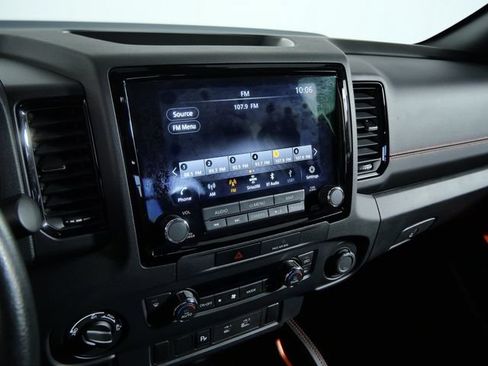Used 2022 Nissan Frontier PRO-4X w/ Technology Package AWD/4WD image 23