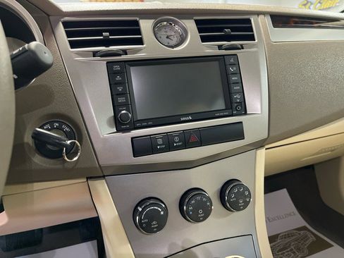 Used 2008 Chrysler Sebring Limited image 29