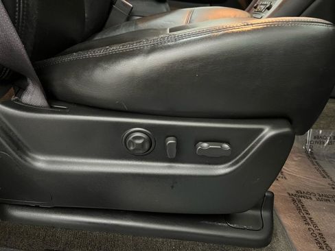 Used 2008 Cadillac Escalade AWD image 21