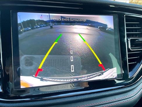 Used 2025 Dodge Durango GT image 21