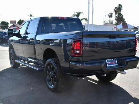Used 2025 RAM 2500 Big Horn AWD/4WD image 6