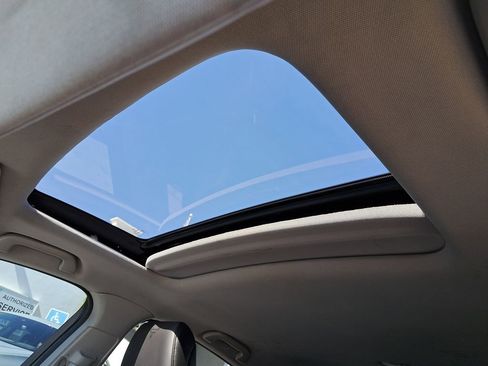 Used 2018 Acura ILX w/ Special Edition Package image 19