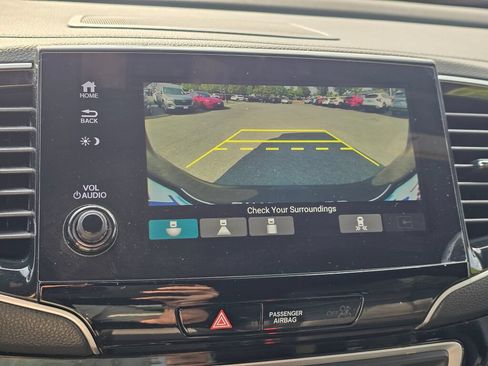 Used 2021 Honda Passport Elite image 16