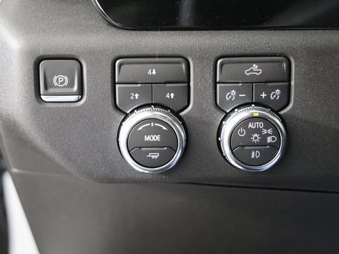 New 2026 GMC Sierra 2500 SLE w/ SLE Value Package; image 24