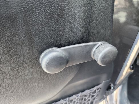 Used 2016 Jeep Wrangler Unlimited Sport image 24