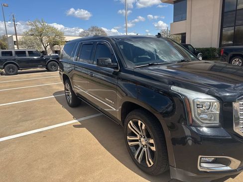 Used 2017 GMC Yukon XL Denali w/ Open Road Package image 14