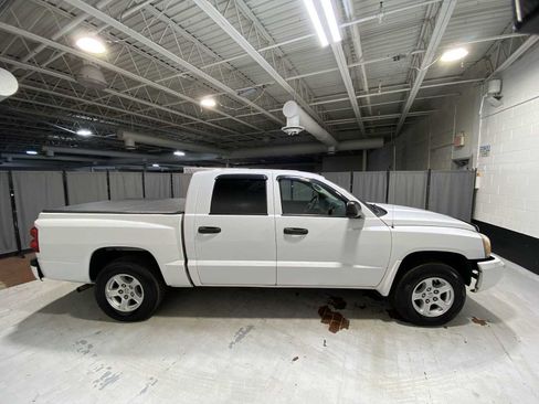 Used 2007 Dodge Dakota SLT w/ Mopar Chrome Edition Group image 27