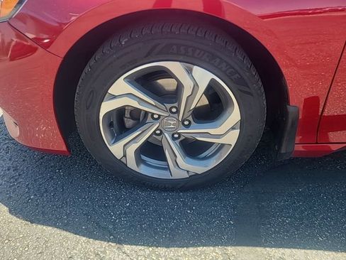 Used 2020 Honda Accord EX image 10