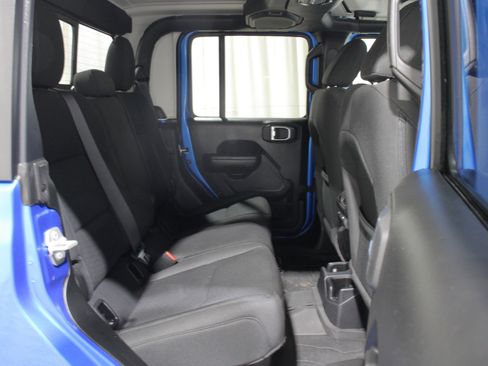 Used 2022 Jeep Gladiator Sport image 24