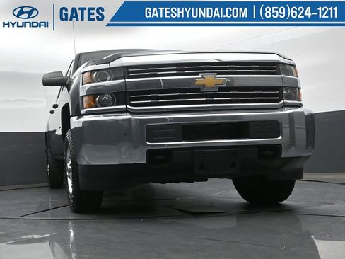 Used 2017 Chevrolet Silverado 2500 W/T image 40