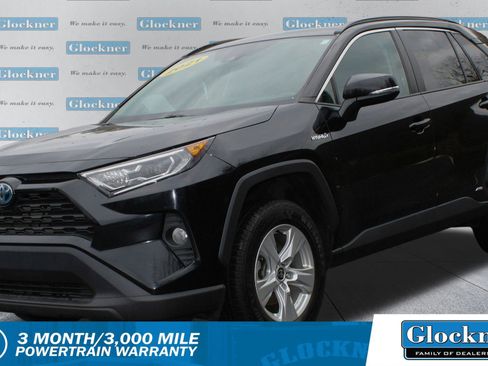 Used 2021 Toyota RAV4 XLE image 1