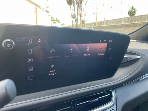 Used 2025 Buick Envista Sport Touring image 20