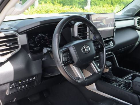 Used 2024 Toyota Tundra Limited AWD/4WD image 23