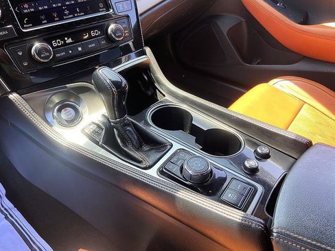 Used 2020 Nissan Maxima Platinum w/ Reserve Package FWD image 15