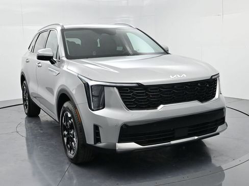 Certified 2026 Kia Sorento S AWD/4WD image 2