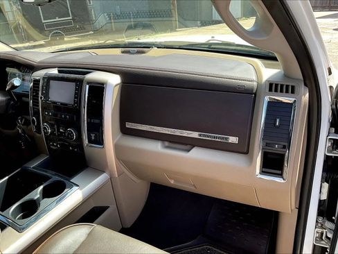 Used 2012 RAM 3500 Laramie Longhorn w/ Max Tow Pkg AWD/4WD image 11