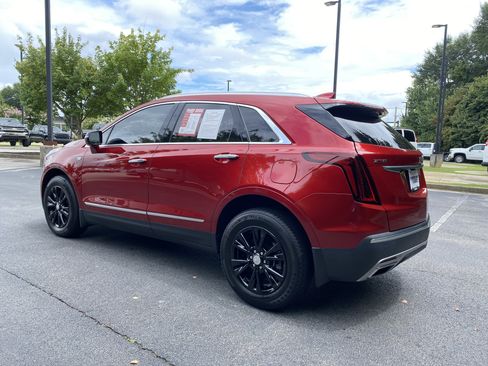 Used 2021 Cadillac XT5 Premium Luxury FWD image 7