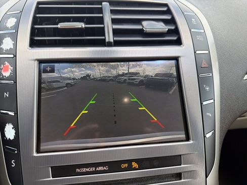 Used 2019 Lincoln MKZ Reserve FWD image 23