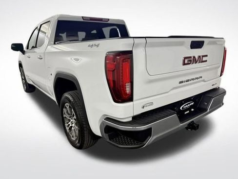 Used 2025 GMC Sierra 1500 SLT image 6