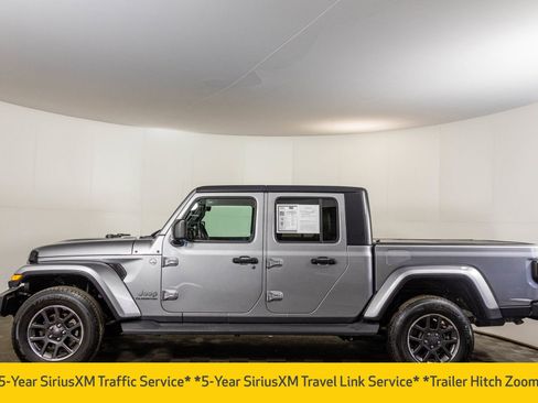 Used 2020 Jeep Gladiator Overland AWD/4WD image 22