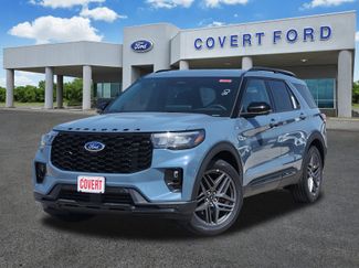 New 2026 Ford Explorer ST-Line w/ ST-Line Street Pack RWD video 1