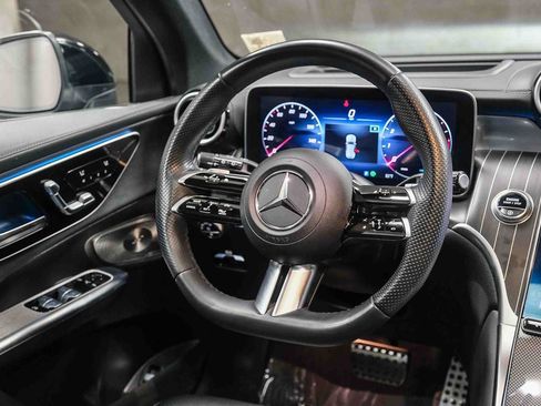 Certified 2023 Mercedes-Benz GLC 300 image 20