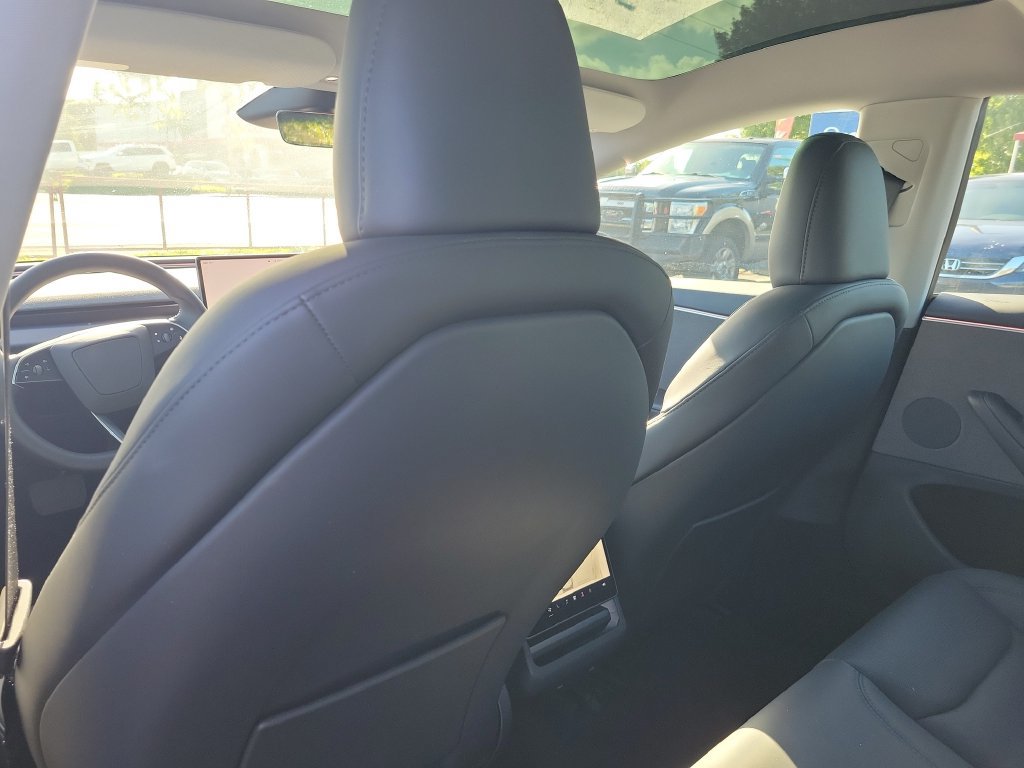 Used 2025 Tesla Model 3 RWD image 13