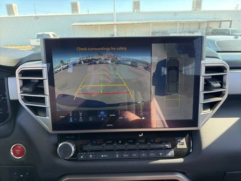 Used 2024 Toyota Tundra Limited image 8